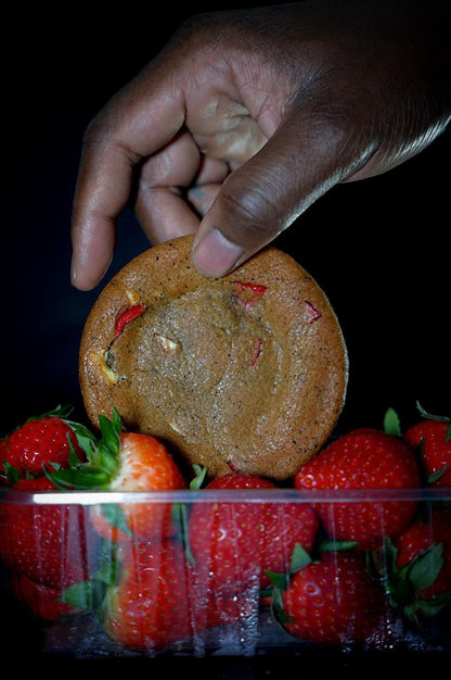 ESSENTIAL COLLECTION